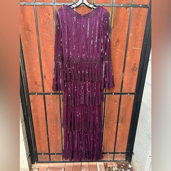 Mac Duggal Embellished Bell Sleeve Tiered Gown Size 12 NWT 5442 BlackBerry - Picture 3 of 11